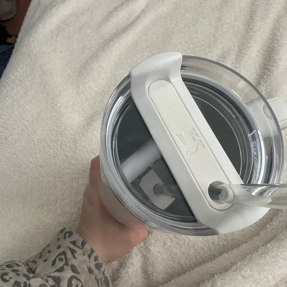 New 40oz Stanley tumbler “pearl” - Picture 2 of 2
